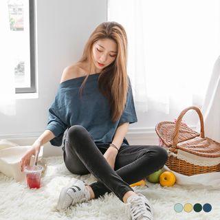 Solid Coloured Elastic Basic Off Shoulder/toga Top