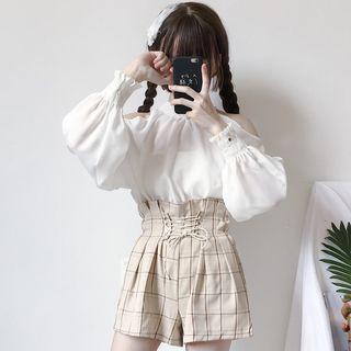 Cold-shoulder Blouse / Plaid Lace Up Shorts