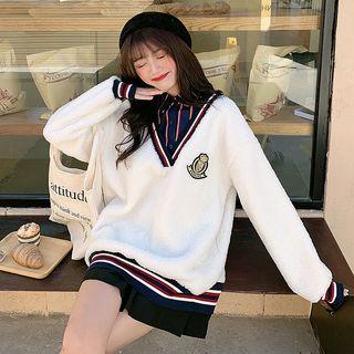 Embroidered Fleece Pullover White - One Size