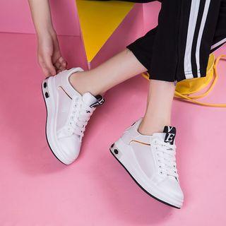 Platform Embroidery Lace-up Casual Shoes