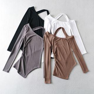 Long-sleeve Cold Shoulder Irregular Top
