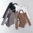 Long-sleeve Cold Shoulder Irregular Top