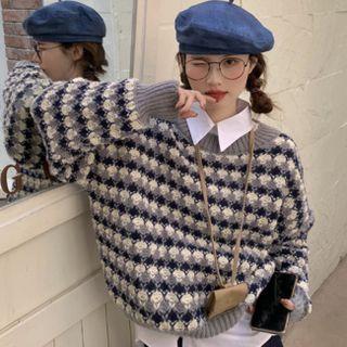 Color Block Round-neck Long-sleeve Knit Top