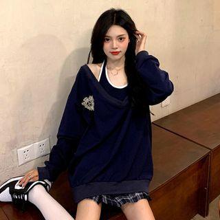 Set: Badged V-neck Sweatshirt + Crop Tank Top