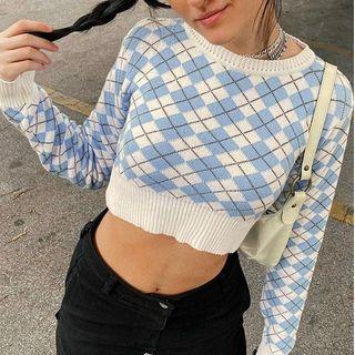 Long Sleeve Argyle Print Crop Sweater