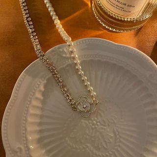 Flower Rhinestone Faux Pearl Necklace 01 - White - One Size