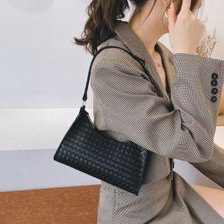 Plain Woven Shoulder Bag