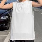 Sleeveless Round Neck Front Pocket Plain T-shirt