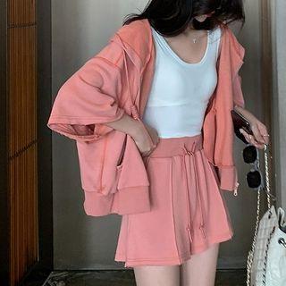 3/4-sleeve Zip Hoodie / Wide-leg Shorts / Tank Top