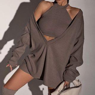 Set : Plain Tank Top + V-neck Long-sleeve Wide T-short