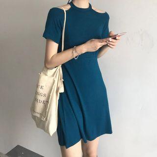 Cutout Short-sleeve Slim-fit Halter Dress