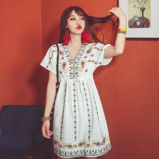 Short-sleeve Print Bow-accent Dress