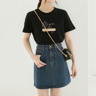 Lettering Short- Sleeve T-shirt