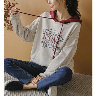 Contrast Letter-printed Boxy Hoodie