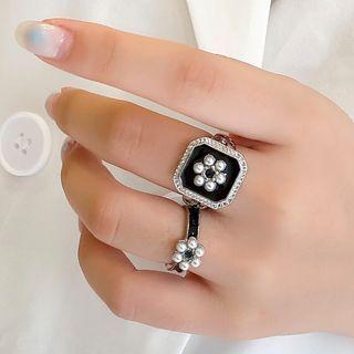Set Of 2: Faux Pearl Floral Ring