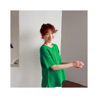 Raglan-sleeve Asymmetric-hem Knit Top