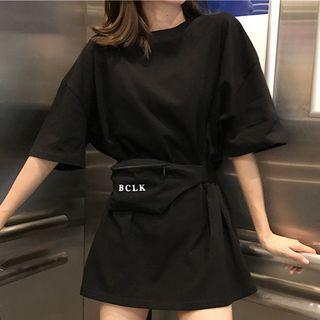 Set: Plain Elbow Sleeve T-shirt + Lettering Sling Bag