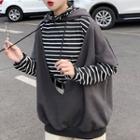 Striped Long-sleeve Mock Neck T-shirt / Cut Out Sleeveless Hoodie
