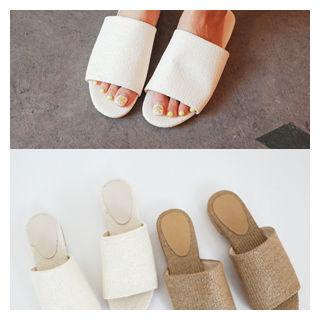 Knit Pattern Slide Sandals