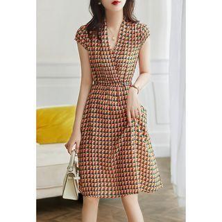 Cap-sleeve Retro Print A-line Dress