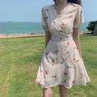 Cherry Printed V-neck Short-sleeve Slim-fit Dress