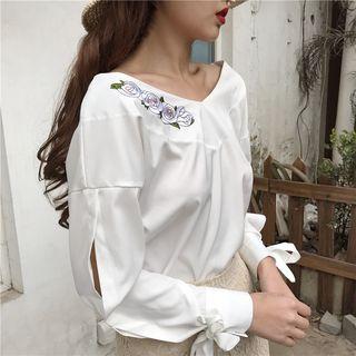 Floral Embroidered V-neck Long-sleeve Blouse