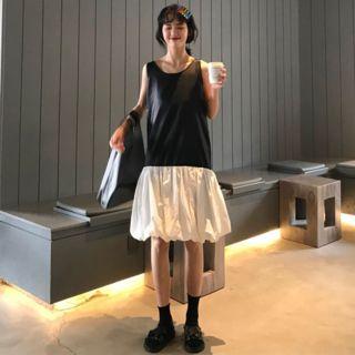 Sleeveless Paneled Crinkled A-line Dress Black & White - One Size