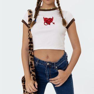 Short-sleeve Crew Neck Heart Print Cropped T-shirt