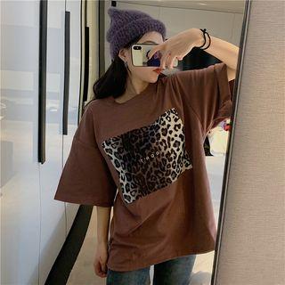 Elbow-sleeve Leopard Print Panel T-shirt