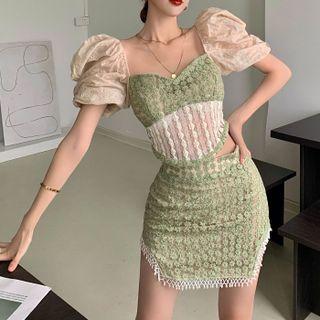 Short-sleeve Lace Panel Blouse / Mini Skirt