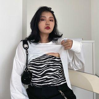 Asymmetric Long-sleeve Cropped Top