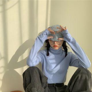Long-sleeve Turtleneck Thumbhole Top