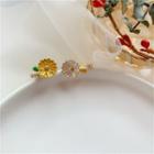 Non-matching Alloy Daisy Open Ring
