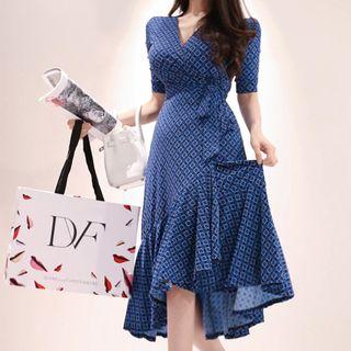 Elbow-sleeve Midi Patterned Wrap Dress