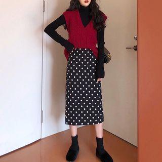 Set: Cable-knit Vest + Plain Top + Dotted Skirt