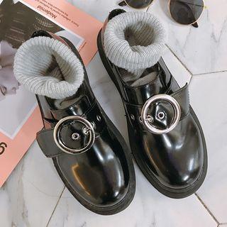Round Buckled Loafers