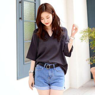 Notched Neckline Elbow-sleeve Top