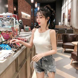 Open-back Sleeveless Lace Top