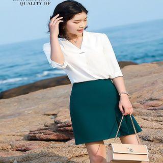V-neck Blouse / A-line Skirt / Pencil Skirt / Set