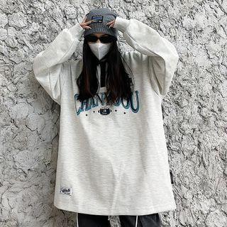 Round-neck Lettering Loose-fit Sweatshirt