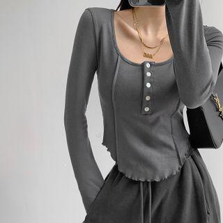 Details U-neck Crop Heneley T-shirt