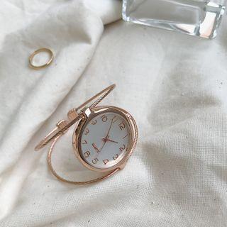 Faux Leather Alloy Bangle Watch