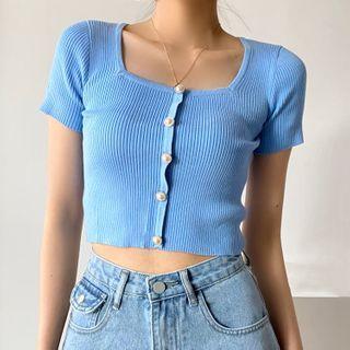 Short-sleeve Button-up Square-neck Crop Top