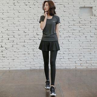 Sports Set: Short-sleeve Top + Inset Leggings Skirt