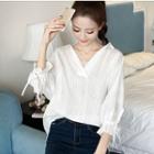 3/4 Sleeve V-neck Slit-back Top