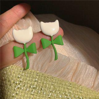 Tulip Stud Earring