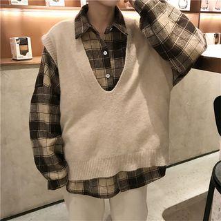 Plain Knit Vest / Long-sleeve Plaid Shirt