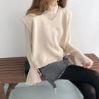 Mock-neck Long-sleeve Top / V-neck Knit Vest