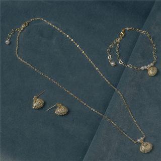 Shell Freshwater Pearl Pendant Alloy Necklace / Earring / Bracelet / Set