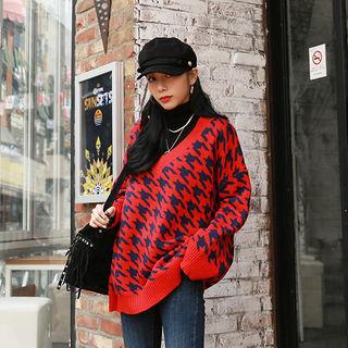 Deep V-neck Houndstooth Wool Blend Sweater